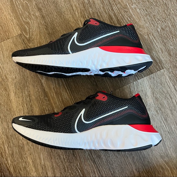 NWOT Nike Renew Running Shoe - Picture 4 of 7